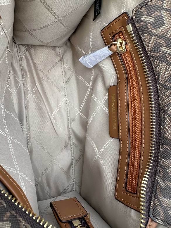 GIGI 24X19X9cm 082707 DY 2色 6