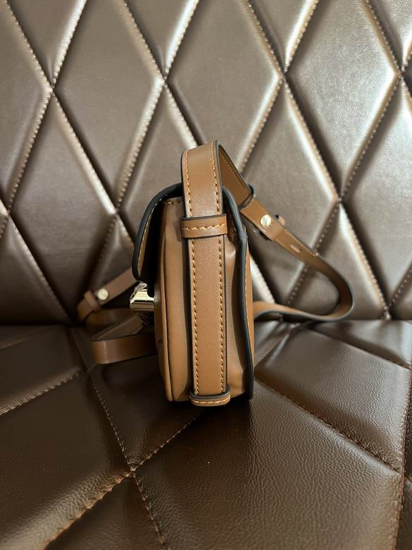 Hally 18X5X14cm 082705 DY 6色 31