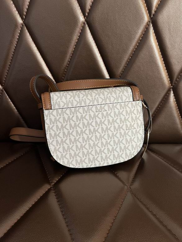 Hally 18X5X14cm 082705 DY 6色 49