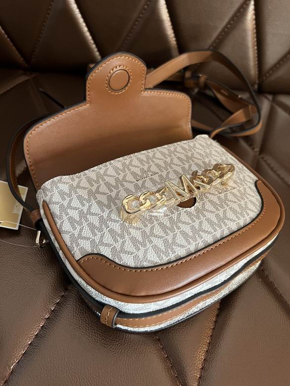 Hally 18X5X14cm 082705 DY 6色 51