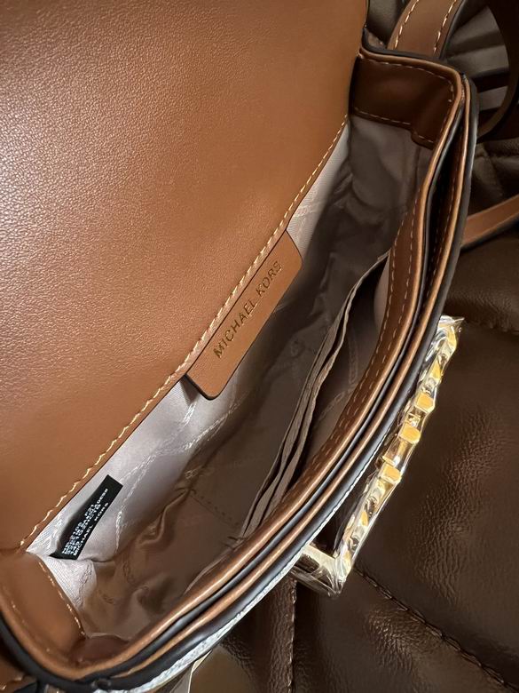 Hally 18X5X14cm 082705 DY 6色 52