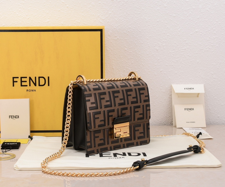 KANI 019 19cm WW (2)