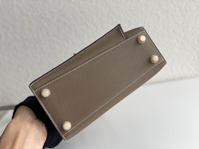 Kelly 082110 AM 8色 11