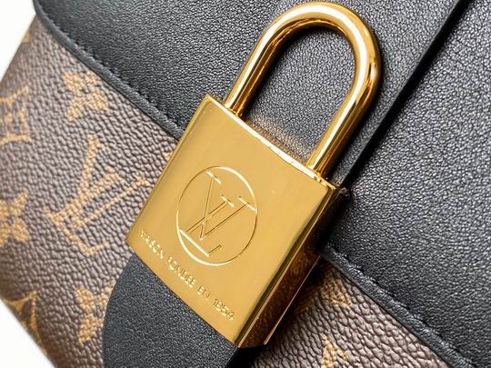 Locky BB M44141 20.0x16x7.5cm gf (4)