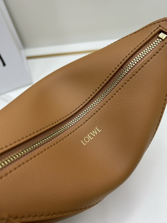 Loewe S060623 23x15 5x6 5cm jj1_3