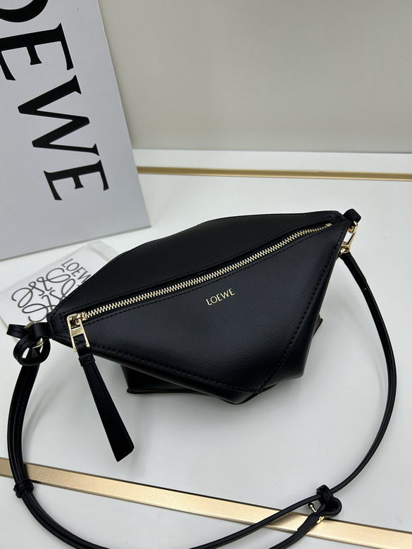 Loewe S060623 23x15 5x6 5cm jj_5