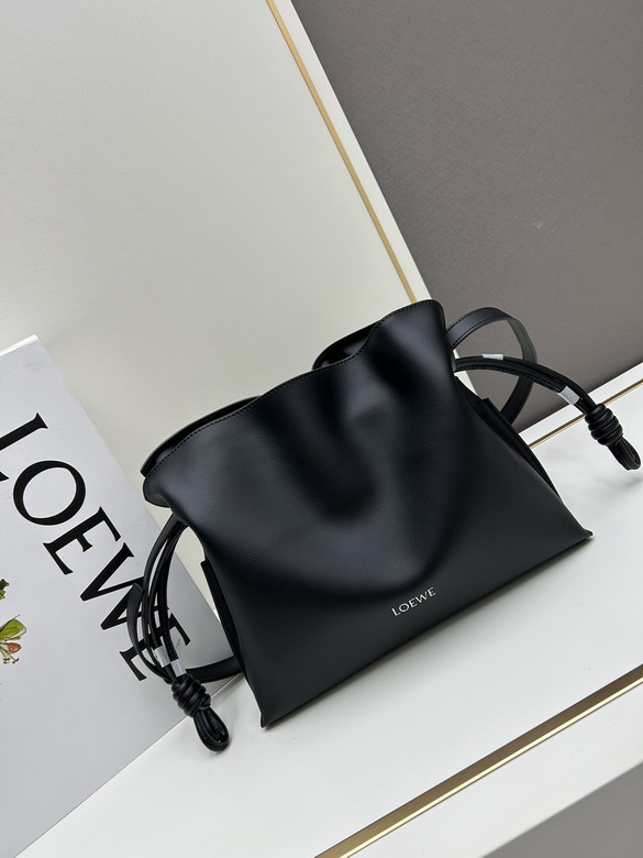 Loewe S062 30x24 5x10 5cm jj_1
