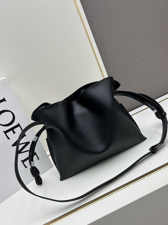 Loewe S062 30x24 5x10 5cm jj_3