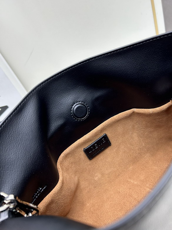 Loewe S063 22 5x18x9cm jj_8