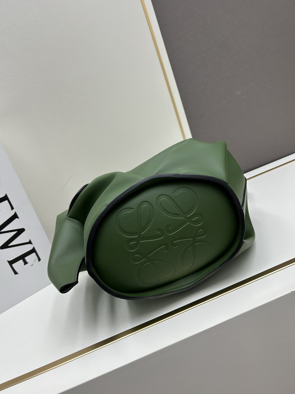 Loewe S11030 30x23x26cm jj1_3