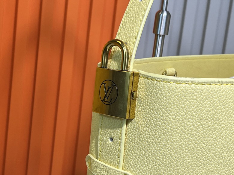 Low Key M24974 24x28x16cm ss1_4