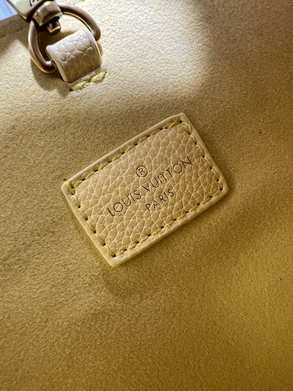 Low Key M24974 24x28x16cm ss1_9