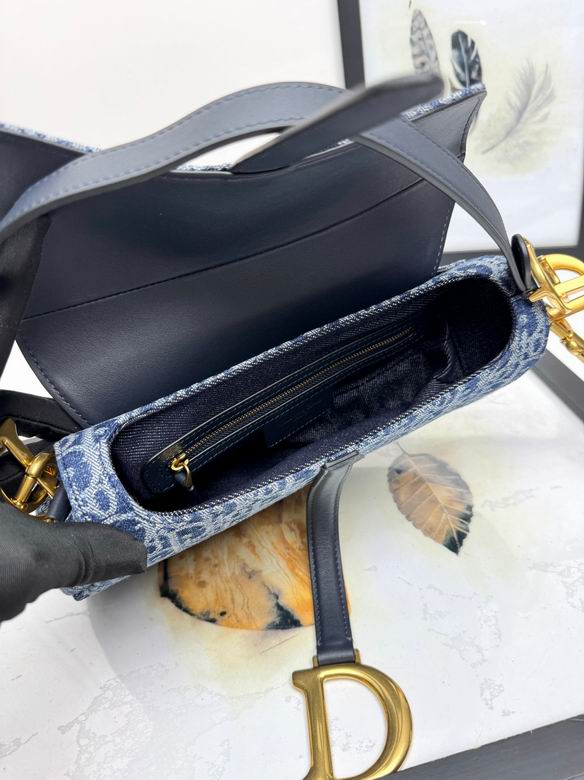 M0455 25.5X20X6.5cm YG 4