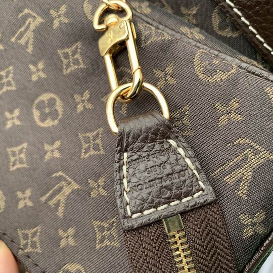 M42238 23x15x26cm gf (23)