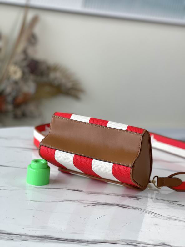 M57722 19x15x9 cm gf (4)