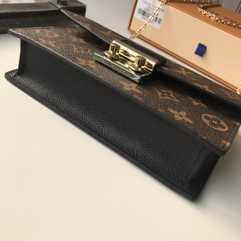 M62020 17.5X11.5X3.5cm XMY 11色 37