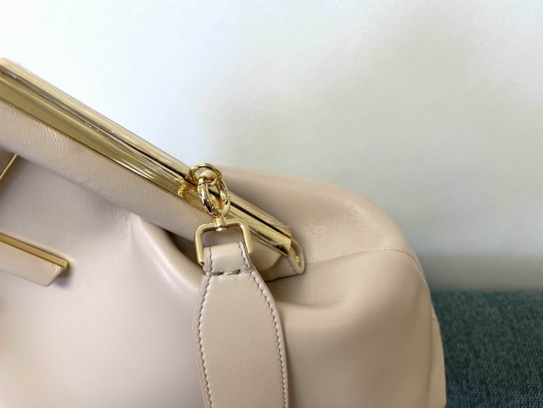 M80017 11.5x5.5x10cm RF 5 (7)