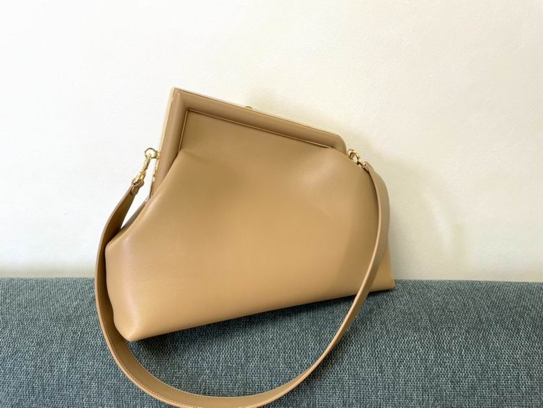 M80017 11.5x5.5x10cm RF 6 (6)