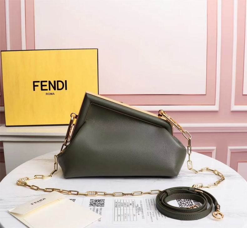 M8002 26x9.5x18 cm rf 4 (2)