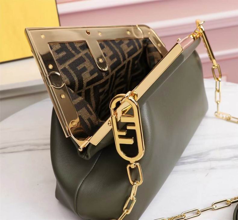 M8002 26x9.5x18 cm rf 4 (6)