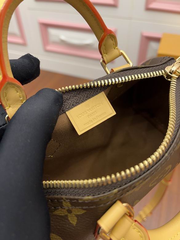 M81085 16X10X7.5cm YG 4