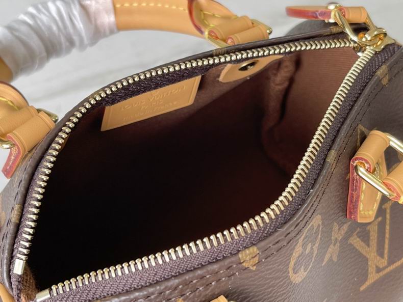 M81085 16x11X9 CM gf (8)