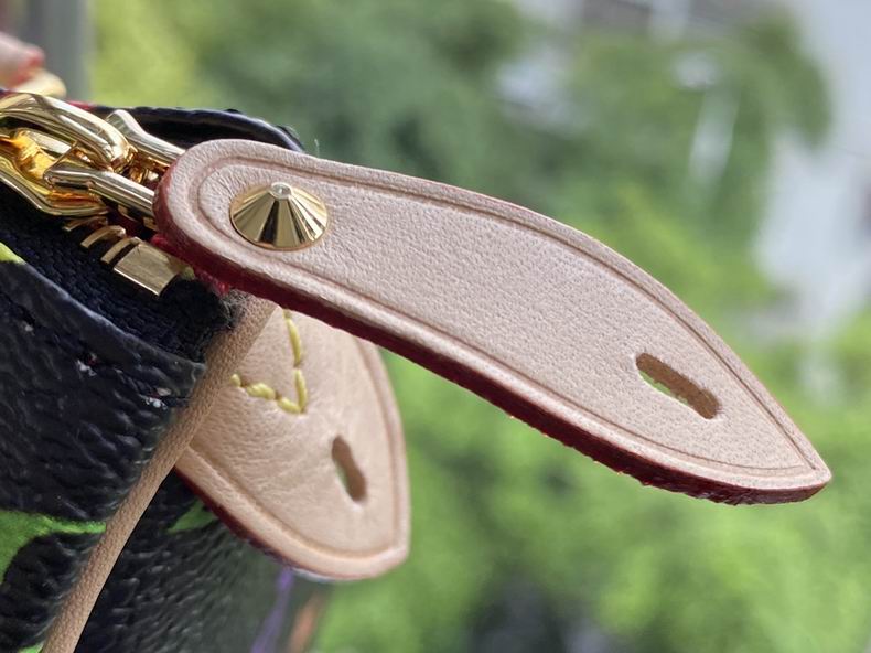 M92645 15.5x7x10 cm gf (16)