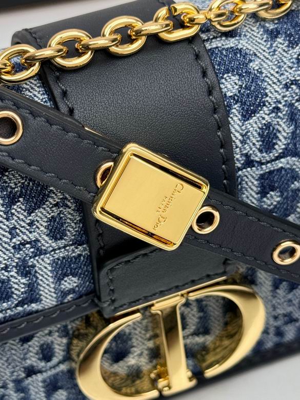 M9334 21X12X6cm YG 7