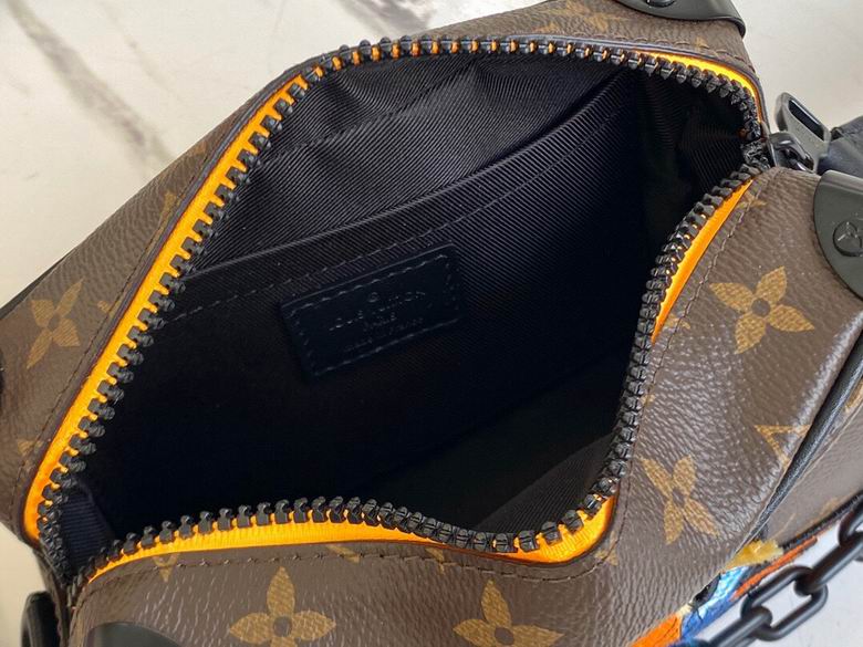 MINI SOFT TRUNK M80159 18.5X13X8 AF (8)