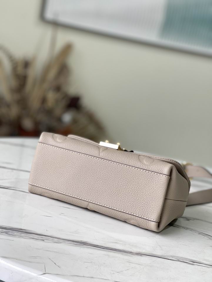 Madeleine BB M46008 24x17x8.5cm gf (3)