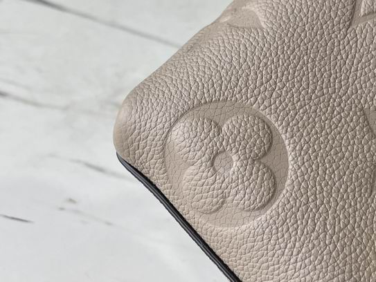 Madeleine BB M46008 24x17x8.5cm gf (5)