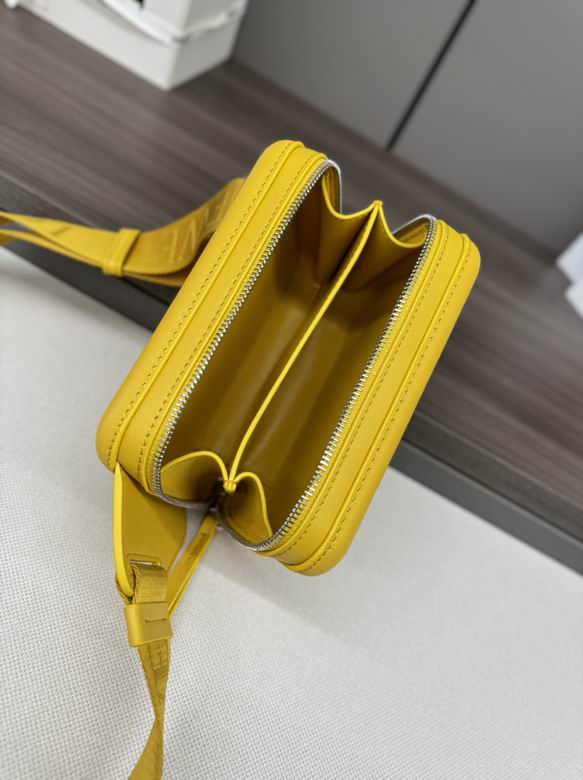 Molded Sling 062323 12.5X6.5X18.5cm SS 7