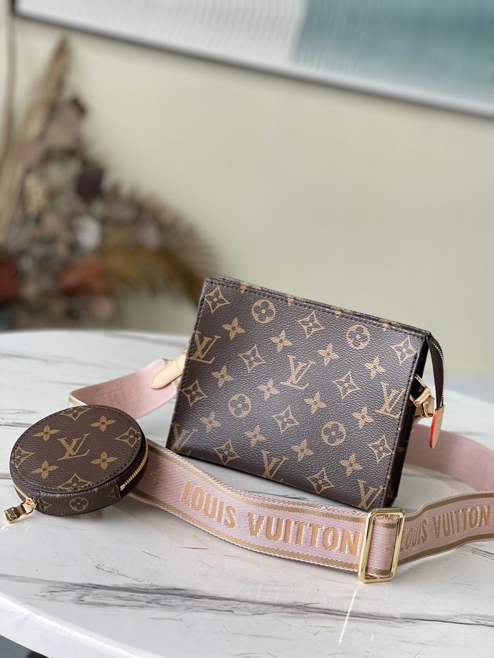 Monogram M47546 19x15x6cm gf (1)
