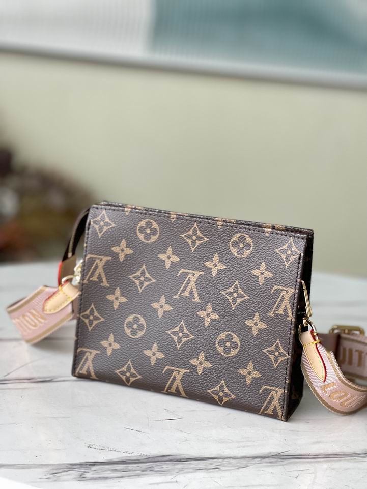 Monogram M47546 19x15x6cm gf (2)
