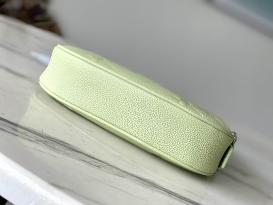 Moon M82425 20.5x11x5cm gf (5)