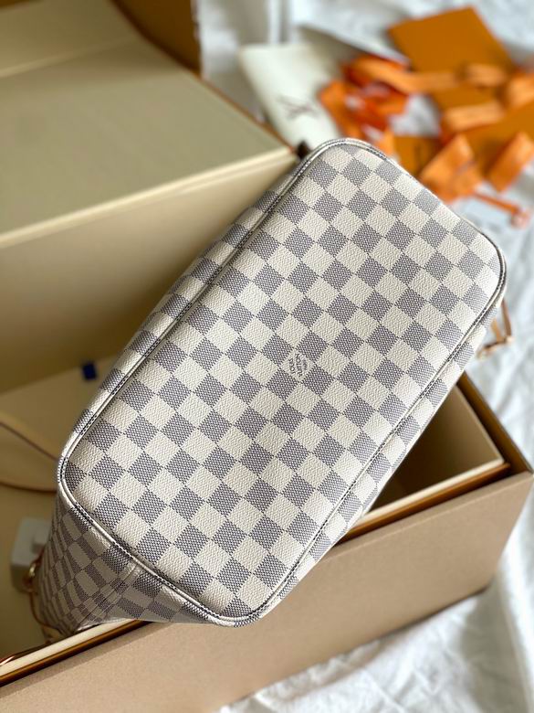 N41361 31X28X14cm YG 3