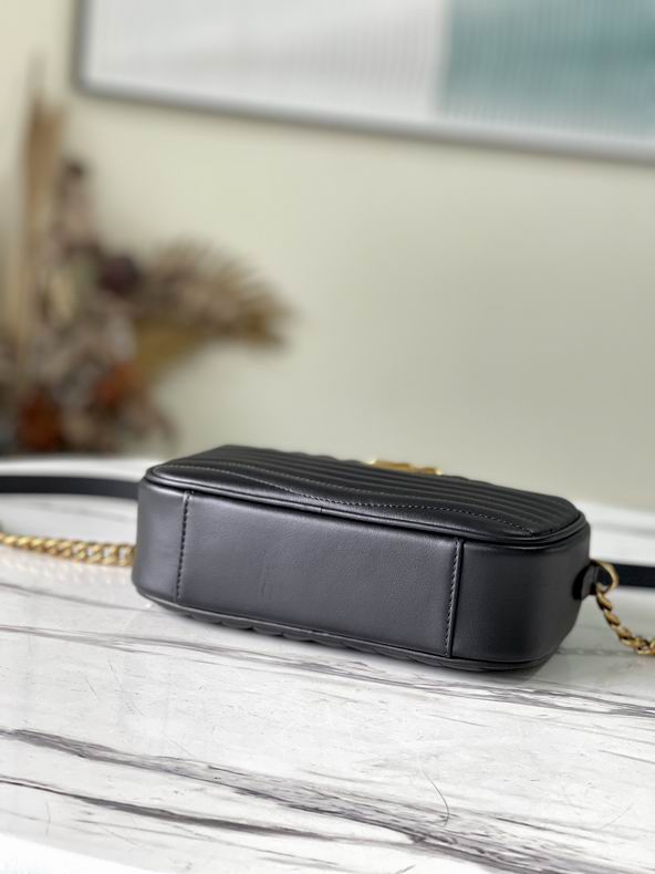 New Wave 21.5x15.5x6 cm gf (4)