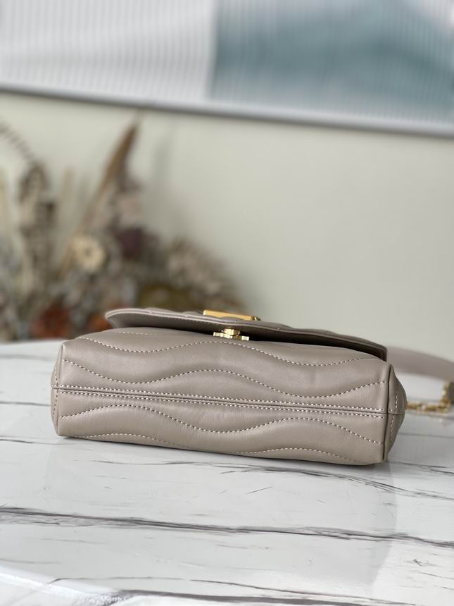 New Wave M58549 24x14x9 AF (12)