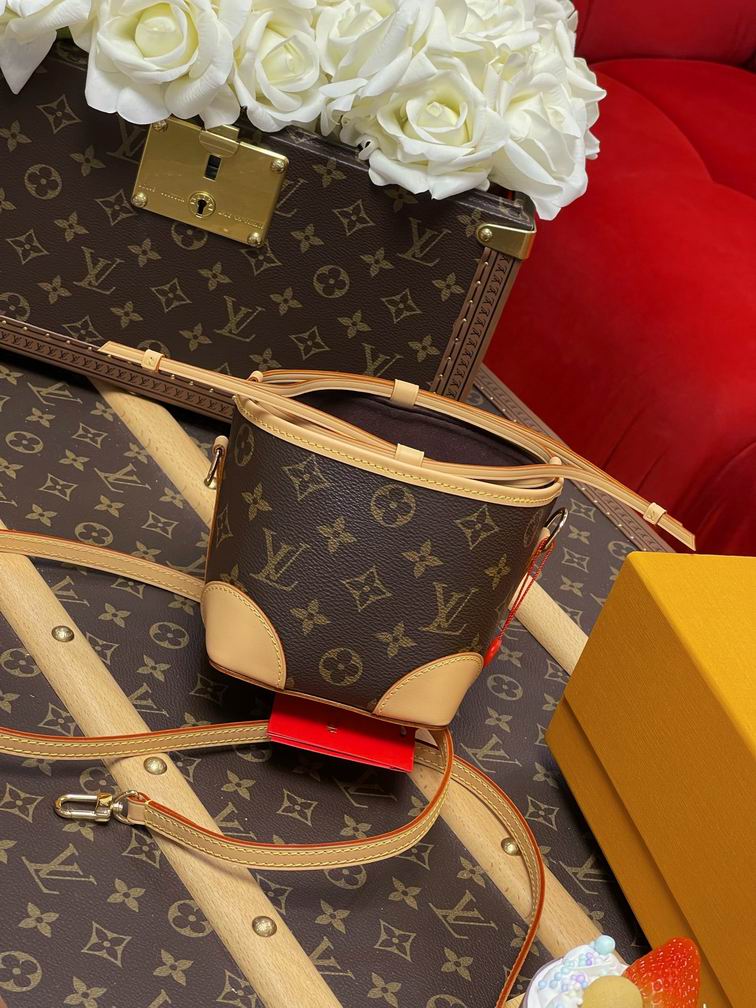 Noe Purse M57099 11.5x12x11.5cm gf (8)