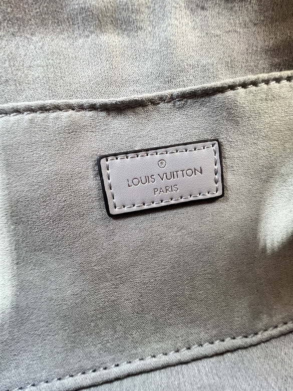 On M11274 25x13x10cm ss1_9