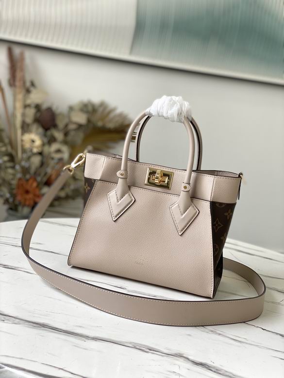 On My Side M57729 25x20x12 AF (2)