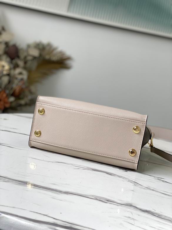 On My Side M57729 25x20x12 AF (8)