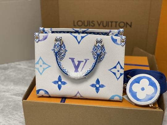 OnTheGo M22976 25x19x11.5cm gf (2)