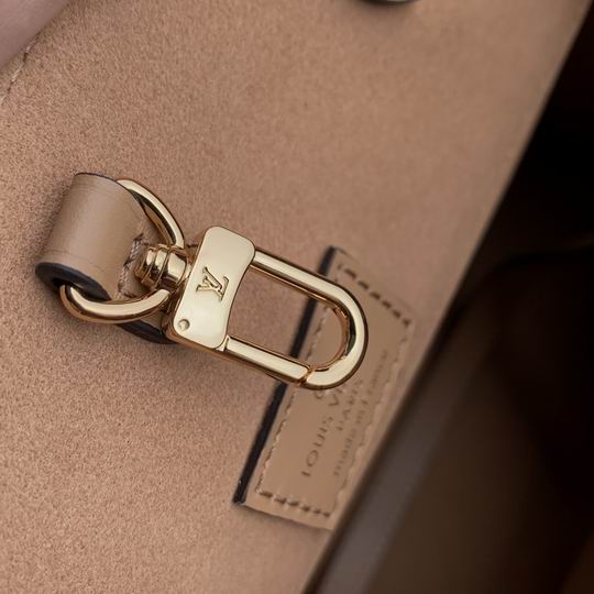 OnTheGo M45595 35x27x14cm gf (5)