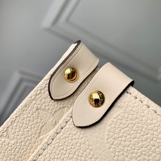 OnTheGo M45595 35x27x14cm gf (5)