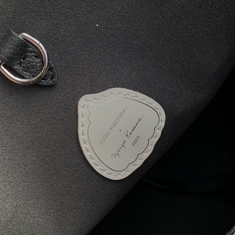 OnTheGo m46389 35x27x14cm gf (7)