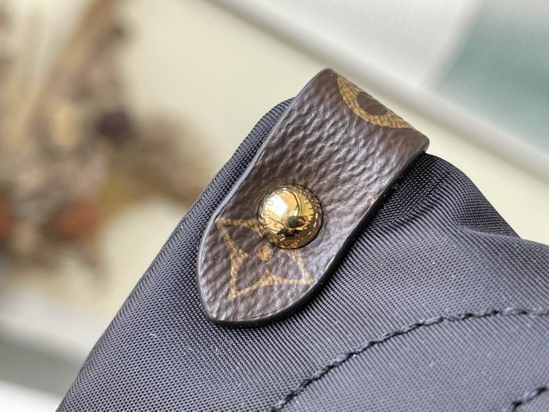 Onthego M59005 41x34x19 cm gf (14)