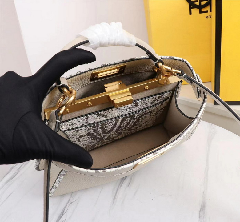 Peekaboo 27X11X20cm 061813 H (9)