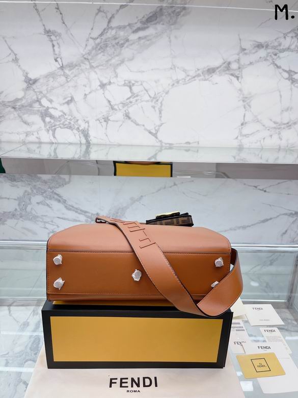 Peekaboo 30x26cm CN (5)