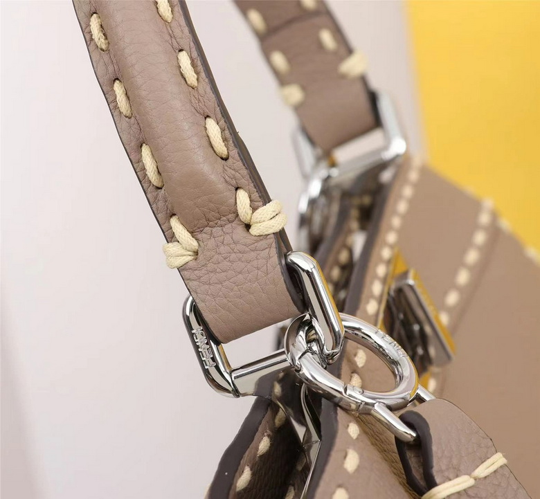 Peekaboo 33.5X25.5X13cm 321 H (24)